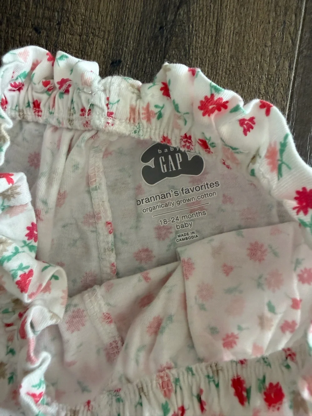 GAP Cream Shorts with Pink Floral Print